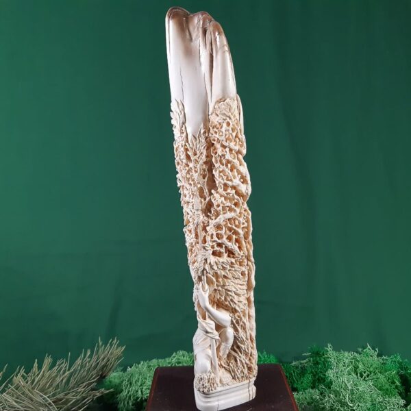Диана Охотница - резная скульптура из бивня мамонта