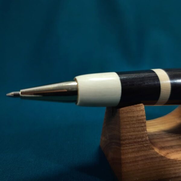 Шариковая ручка ручной работы